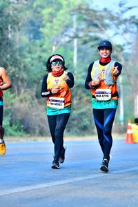 BIB: 42118, 40503
                            <button type="button" onclick="openModal(10183262)" class="btn btn-primary btn-sm float-right btn-popup" data-toggle="modal" data-target=".modal-high-quality">
                        <i class="fas fa-shopping-cart"></i> Add to Cart
                    </button>
                                            <button type="button" onclick="isThisMe(10183262, true)" class="btn btn-success btn-sm float-right btn-popup btn-isme hidden" data-toggle="tooltip" data-placement="bottom" title="นี่คือรูปของคุณใช่ไหม คลิกที่นี่เพื่อเอาเข้าอัลบั้ม">
                        <i class="fas fa-plus"></i> Add to album
                    </button>
                    <button type="button" onclick="isThisMe(10183262, false)" class="btn btn-warning btn-sm float-right btn-popup btn-isnotme hidden">
                        <i class="fas fa-ban"></i> Remove from album
                    </button>