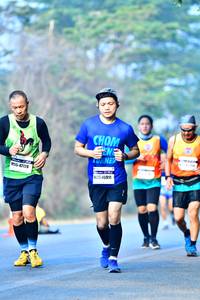 BIB: 47728, 45911
                            <button type="button" onclick="openModal(10184604)" class="btn btn-primary btn-sm float-right btn-popup" data-toggle="modal" data-target=".modal-high-quality">
                        <i class="fas fa-shopping-cart"></i> Add to Cart
                    </button>
                                            <button type="button" onclick="isThisMe(10184604, true)" class="btn btn-success btn-sm float-right btn-popup btn-isme hidden" data-toggle="tooltip" data-placement="bottom" title="นี่คือรูปของคุณใช่ไหม คลิกที่นี่เพื่อเอาเข้าอัลบั้ม">
                        <i class="fas fa-plus"></i> Add to album
                    </button>
                    <button type="button" onclick="isThisMe(10184604, false)" class="btn btn-warning btn-sm float-right btn-popup btn-isnotme hidden">
                        <i class="fas fa-ban"></i> Remove from album
                    </button>