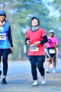 BIB: 45055, 40522
                            <button type="button" onclick="openModal(10209709)" class="btn btn-primary btn-sm float-right btn-popup" data-toggle="modal" data-target=".modal-high-quality">
                        <i class="fas fa-shopping-cart"></i> Add to Cart
                    </button>
                                            <button type="button" onclick="isThisMe(10209709, true)" class="btn btn-success btn-sm float-right btn-popup btn-isme hidden" data-toggle="tooltip" data-placement="bottom" title="นี่คือรูปของคุณใช่ไหม คลิกที่นี่เพื่อเอาเข้าอัลบั้ม">
                        <i class="fas fa-plus"></i> Add to album
                    </button>
                    <button type="button" onclick="isThisMe(10209709, false)" class="btn btn-warning btn-sm float-right btn-popup btn-isnotme hidden">
                        <i class="fas fa-ban"></i> Remove from album
                    </button>