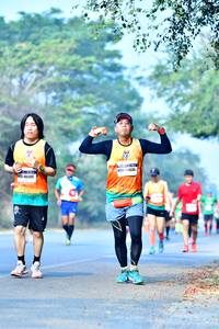 BIB: 534, 46588
                            <button type="button" onclick="openModal(10217114)" class="btn btn-primary btn-sm float-right btn-popup" data-toggle="modal" data-target=".modal-high-quality">
                        <i class="fas fa-shopping-cart"></i> Add to Cart
                    </button>
                                            <button type="button" onclick="isThisMe(10217114, true)" class="btn btn-success btn-sm float-right btn-popup btn-isme hidden" data-toggle="tooltip" data-placement="bottom" title="นี่คือรูปของคุณใช่ไหม คลิกที่นี่เพื่อเอาเข้าอัลบั้ม">
                        <i class="fas fa-plus"></i> Add to album
                    </button>
                    <button type="button" onclick="isThisMe(10217114, false)" class="btn btn-warning btn-sm float-right btn-popup btn-isnotme hidden">
                        <i class="fas fa-ban"></i> Remove from album
                    </button>