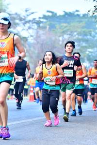 BIB: 752, 22285, 25055
                            <button type="button" onclick="openModal(10379523)" class="btn btn-primary btn-sm float-right btn-popup" data-toggle="modal" data-target=".modal-high-quality">
                        <i class="fas fa-shopping-cart"></i> Add to Cart
                    </button>
                                            <button type="button" onclick="isThisMe(10379523, true)" class="btn btn-success btn-sm float-right btn-popup btn-isme hidden" data-toggle="tooltip" data-placement="bottom" title="นี่คือรูปของคุณใช่ไหม คลิกที่นี่เพื่อเอาเข้าอัลบั้ม">
                        <i class="fas fa-plus"></i> Add to album
                    </button>
                    <button type="button" onclick="isThisMe(10379523, false)" class="btn btn-warning btn-sm float-right btn-popup btn-isnotme hidden">
                        <i class="fas fa-ban"></i> Remove from album
                    </button>
