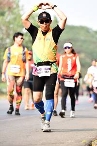 BIB: 882
                            <button type="button" onclick="openModal(10207935)" class="btn btn-primary btn-sm float-right btn-popup" data-toggle="modal" data-target=".modal-high-quality">
                        <i class="fas fa-shopping-cart"></i> Add to Cart
                    </button>
                                            <button type="button" onclick="isThisMe(10207935, true)" class="btn btn-success btn-sm float-right btn-popup btn-isme hidden" data-toggle="tooltip" data-placement="bottom" title="นี่คือรูปของคุณใช่ไหม คลิกที่นี่เพื่อเอาเข้าอัลบั้ม">
                        <i class="fas fa-plus"></i> Add to album
                    </button>
                    <button type="button" onclick="isThisMe(10207935, false)" class="btn btn-warning btn-sm float-right btn-popup btn-isnotme hidden">
                        <i class="fas fa-ban"></i> Remove from album
                    </button>