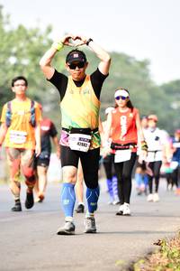 BIB: 42882
                            <button type="button" onclick="openModal(10207913)" class="btn btn-primary btn-sm float-right btn-popup" data-toggle="modal" data-target=".modal-high-quality">
                        <i class="fas fa-shopping-cart"></i> Add to Cart
                    </button>
                                            <button type="button" onclick="isThisMe(10207913, true)" class="btn btn-success btn-sm float-right btn-popup btn-isme hidden" data-toggle="tooltip" data-placement="bottom" title="นี่คือรูปของคุณใช่ไหม คลิกที่นี่เพื่อเอาเข้าอัลบั้ม">
                        <i class="fas fa-plus"></i> Add to album
                    </button>
                    <button type="button" onclick="isThisMe(10207913, false)" class="btn btn-warning btn-sm float-right btn-popup btn-isnotme hidden">
                        <i class="fas fa-ban"></i> Remove from album
                    </button>