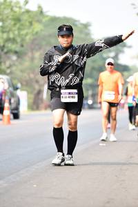 BIB: 47103
                            <button type="button" onclick="openModal(10210735)" class="btn btn-primary btn-sm float-right btn-popup" data-toggle="modal" data-target=".modal-high-quality">
                        <i class="fas fa-shopping-cart"></i> Add to Cart
                    </button>
                                            <button type="button" onclick="isThisMe(10210735, true)" class="btn btn-success btn-sm float-right btn-popup btn-isme hidden" data-toggle="tooltip" data-placement="bottom" title="นี่คือรูปของคุณใช่ไหม คลิกที่นี่เพื่อเอาเข้าอัลบั้ม">
                        <i class="fas fa-plus"></i> Add to album
                    </button>
                    <button type="button" onclick="isThisMe(10210735, false)" class="btn btn-warning btn-sm float-right btn-popup btn-isnotme hidden">
                        <i class="fas fa-ban"></i> Remove from album
                    </button>