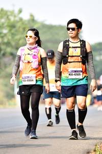 BIB: 42525, 40854
                            <button type="button" onclick="openModal(10205637)" class="btn btn-primary btn-sm float-right btn-popup" data-toggle="modal" data-target=".modal-high-quality">
                        <i class="fas fa-shopping-cart"></i> Add to Cart
                    </button>
                                            <button type="button" onclick="isThisMe(10205637, true)" class="btn btn-success btn-sm float-right btn-popup btn-isme hidden" data-toggle="tooltip" data-placement="bottom" title="นี่คือรูปของคุณใช่ไหม คลิกที่นี่เพื่อเอาเข้าอัลบั้ม">
                        <i class="fas fa-plus"></i> Add to album
                    </button>
                    <button type="button" onclick="isThisMe(10205637, false)" class="btn btn-warning btn-sm float-right btn-popup btn-isnotme hidden">
                        <i class="fas fa-ban"></i> Remove from album
                    </button>