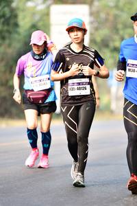 BIB: 192, 40126, 11583
                            <button type="button" onclick="openModal(10202056)" class="btn btn-primary btn-sm float-right btn-popup" data-toggle="modal" data-target=".modal-high-quality">
                        <i class="fas fa-shopping-cart"></i> Add to Cart
                    </button>
                                            <button type="button" onclick="isThisMe(10202056, true)" class="btn btn-success btn-sm float-right btn-popup btn-isme hidden" data-toggle="tooltip" data-placement="bottom" title="นี่คือรูปของคุณใช่ไหม คลิกที่นี่เพื่อเอาเข้าอัลบั้ม">
                        <i class="fas fa-plus"></i> Add to album
                    </button>
                    <button type="button" onclick="isThisMe(10202056, false)" class="btn btn-warning btn-sm float-right btn-popup btn-isnotme hidden">
                        <i class="fas fa-ban"></i> Remove from album
                    </button>