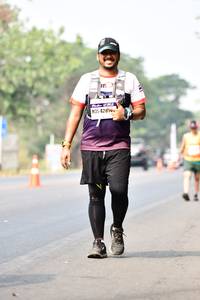 BIB: 428
                            <button type="button" onclick="openModal(10210623)" class="btn btn-primary btn-sm float-right btn-popup" data-toggle="modal" data-target=".modal-high-quality">
                        <i class="fas fa-shopping-cart"></i> Add to Cart
                    </button>
                                            <button type="button" onclick="isThisMe(10210623, true)" class="btn btn-success btn-sm float-right btn-popup btn-isme hidden" data-toggle="tooltip" data-placement="bottom" title="นี่คือรูปของคุณใช่ไหม คลิกที่นี่เพื่อเอาเข้าอัลบั้ม">
                        <i class="fas fa-plus"></i> Add to album
                    </button>
                    <button type="button" onclick="isThisMe(10210623, false)" class="btn btn-warning btn-sm float-right btn-popup btn-isnotme hidden">
                        <i class="fas fa-ban"></i> Remove from album
                    </button>