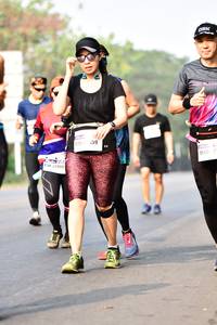 BIB: 135
                            <button type="button" onclick="openModal(10201127)" class="btn btn-primary btn-sm float-right btn-popup" data-toggle="modal" data-target=".modal-high-quality">
                        <i class="fas fa-shopping-cart"></i> Add to Cart
                    </button>
                                            <button type="button" onclick="isThisMe(10201127, true)" class="btn btn-success btn-sm float-right btn-popup btn-isme hidden" data-toggle="tooltip" data-placement="bottom" title="นี่คือรูปของคุณใช่ไหม คลิกที่นี่เพื่อเอาเข้าอัลบั้ม">
                        <i class="fas fa-plus"></i> Add to album
                    </button>
                    <button type="button" onclick="isThisMe(10201127, false)" class="btn btn-warning btn-sm float-right btn-popup btn-isnotme hidden">
                        <i class="fas fa-ban"></i> Remove from album
                    </button>