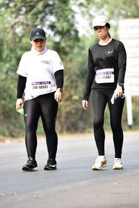 BIB: 40382, 40931
                            <button type="button" onclick="openModal(10209105)" class="btn btn-primary btn-sm float-right btn-popup" data-toggle="modal" data-target=".modal-high-quality">
                        <i class="fas fa-shopping-cart"></i> Add to Cart
                    </button>
                                            <button type="button" onclick="isThisMe(10209105, true)" class="btn btn-success btn-sm float-right btn-popup btn-isme hidden" data-toggle="tooltip" data-placement="bottom" title="นี่คือรูปของคุณใช่ไหม คลิกที่นี่เพื่อเอาเข้าอัลบั้ม">
                        <i class="fas fa-plus"></i> Add to album
                    </button>
                    <button type="button" onclick="isThisMe(10209105, false)" class="btn btn-warning btn-sm float-right btn-popup btn-isnotme hidden">
                        <i class="fas fa-ban"></i> Remove from album
                    </button>