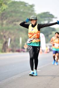 BIB: 423
                            <button type="button" onclick="openModal(10210724)" class="btn btn-primary btn-sm float-right btn-popup" data-toggle="modal" data-target=".modal-high-quality">
                        <i class="fas fa-shopping-cart"></i> Add to Cart
                    </button>
                                            <button type="button" onclick="isThisMe(10210724, true)" class="btn btn-success btn-sm float-right btn-popup btn-isme hidden" data-toggle="tooltip" data-placement="bottom" title="นี่คือรูปของคุณใช่ไหม คลิกที่นี่เพื่อเอาเข้าอัลบั้ม">
                        <i class="fas fa-plus"></i> Add to album
                    </button>
                    <button type="button" onclick="isThisMe(10210724, false)" class="btn btn-warning btn-sm float-right btn-popup btn-isnotme hidden">
                        <i class="fas fa-ban"></i> Remove from album
                    </button>