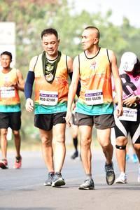 BIB: 42100, 46470, 46480
                            <button type="button" onclick="openModal(10207772)" class="btn btn-primary btn-sm float-right btn-popup" data-toggle="modal" data-target=".modal-high-quality">
                        <i class="fas fa-shopping-cart"></i> Add to Cart
                    </button>
                                            <button type="button" onclick="isThisMe(10207772, true)" class="btn btn-success btn-sm float-right btn-popup btn-isme hidden" data-toggle="tooltip" data-placement="bottom" title="นี่คือรูปของคุณใช่ไหม คลิกที่นี่เพื่อเอาเข้าอัลบั้ม">
                        <i class="fas fa-plus"></i> Add to album
                    </button>
                    <button type="button" onclick="isThisMe(10207772, false)" class="btn btn-warning btn-sm float-right btn-popup btn-isnotme hidden">
                        <i class="fas fa-ban"></i> Remove from album
                    </button>