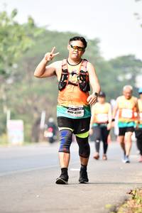 BIB: 47241
                            <button type="button" onclick="openModal(10209098)" class="btn btn-primary btn-sm float-right btn-popup" data-toggle="modal" data-target=".modal-high-quality">
                        <i class="fas fa-shopping-cart"></i> Add to Cart
                    </button>
                                            <button type="button" onclick="isThisMe(10209098, true)" class="btn btn-success btn-sm float-right btn-popup btn-isme hidden" data-toggle="tooltip" data-placement="bottom" title="นี่คือรูปของคุณใช่ไหม คลิกที่นี่เพื่อเอาเข้าอัลบั้ม">
                        <i class="fas fa-plus"></i> Add to album
                    </button>
                    <button type="button" onclick="isThisMe(10209098, false)" class="btn btn-warning btn-sm float-right btn-popup btn-isnotme hidden">
                        <i class="fas fa-ban"></i> Remove from album
                    </button>