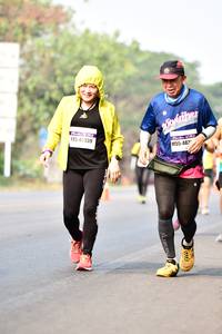 BIB: 4039, 482
                            <button type="button" onclick="openModal(10201443)" class="btn btn-primary btn-sm float-right btn-popup" data-toggle="modal" data-target=".modal-high-quality">
                        <i class="fas fa-shopping-cart"></i> Add to Cart
                    </button>
                                            <button type="button" onclick="isThisMe(10201443, true)" class="btn btn-success btn-sm float-right btn-popup btn-isme hidden" data-toggle="tooltip" data-placement="bottom" title="นี่คือรูปของคุณใช่ไหม คลิกที่นี่เพื่อเอาเข้าอัลบั้ม">
                        <i class="fas fa-plus"></i> Add to album
                    </button>
                    <button type="button" onclick="isThisMe(10201443, false)" class="btn btn-warning btn-sm float-right btn-popup btn-isnotme hidden">
                        <i class="fas fa-ban"></i> Remove from album
                    </button>