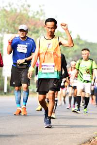 BIB: 48402
                            <button type="button" onclick="openModal(10207732)" class="btn btn-primary btn-sm float-right btn-popup" data-toggle="modal" data-target=".modal-high-quality">
                        <i class="fas fa-shopping-cart"></i> Add to Cart
                    </button>
                                            <button type="button" onclick="isThisMe(10207732, true)" class="btn btn-success btn-sm float-right btn-popup btn-isme hidden" data-toggle="tooltip" data-placement="bottom" title="นี่คือรูปของคุณใช่ไหม คลิกที่นี่เพื่อเอาเข้าอัลบั้ม">
                        <i class="fas fa-plus"></i> Add to album
                    </button>
                    <button type="button" onclick="isThisMe(10207732, false)" class="btn btn-warning btn-sm float-right btn-popup btn-isnotme hidden">
                        <i class="fas fa-ban"></i> Remove from album
                    </button>