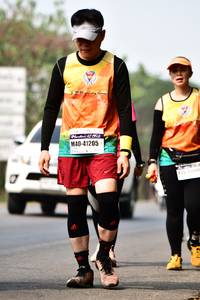 BIB: 42192, 41205
                            <button type="button" onclick="openModal(10210905)" class="btn btn-primary btn-sm float-right btn-popup" data-toggle="modal" data-target=".modal-high-quality">
                        <i class="fas fa-shopping-cart"></i> Add to Cart
                    </button>
                                            <button type="button" onclick="isThisMe(10210905, true)" class="btn btn-success btn-sm float-right btn-popup btn-isme hidden" data-toggle="tooltip" data-placement="bottom" title="นี่คือรูปของคุณใช่ไหม คลิกที่นี่เพื่อเอาเข้าอัลบั้ม">
                        <i class="fas fa-plus"></i> Add to album
                    </button>
                    <button type="button" onclick="isThisMe(10210905, false)" class="btn btn-warning btn-sm float-right btn-popup btn-isnotme hidden">
                        <i class="fas fa-ban"></i> Remove from album
                    </button>