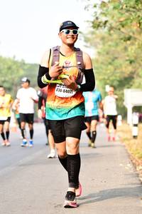 BIB: 84021
                            <button type="button" onclick="openModal(10205566)" class="btn btn-primary btn-sm float-right btn-popup" data-toggle="modal" data-target=".modal-high-quality">
                        <i class="fas fa-shopping-cart"></i> Add to Cart
                    </button>
                                            <button type="button" onclick="isThisMe(10205566, true)" class="btn btn-success btn-sm float-right btn-popup btn-isme hidden" data-toggle="tooltip" data-placement="bottom" title="นี่คือรูปของคุณใช่ไหม คลิกที่นี่เพื่อเอาเข้าอัลบั้ม">
                        <i class="fas fa-plus"></i> Add to album
                    </button>
                    <button type="button" onclick="isThisMe(10205566, false)" class="btn btn-warning btn-sm float-right btn-popup btn-isnotme hidden">
                        <i class="fas fa-ban"></i> Remove from album
                    </button>