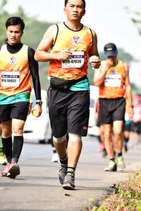 BIB: 47930, 40937
                            <button type="button" onclick="openModal(10210369)" class="btn btn-primary btn-sm float-right btn-popup" data-toggle="modal" data-target=".modal-high-quality">
                        <i class="fas fa-shopping-cart"></i> Add to Cart
                    </button>
                                            <button type="button" onclick="isThisMe(10210369, true)" class="btn btn-success btn-sm float-right btn-popup btn-isme hidden" data-toggle="tooltip" data-placement="bottom" title="นี่คือรูปของคุณใช่ไหม คลิกที่นี่เพื่อเอาเข้าอัลบั้ม">
                        <i class="fas fa-plus"></i> Add to album
                    </button>
                    <button type="button" onclick="isThisMe(10210369, false)" class="btn btn-warning btn-sm float-right btn-popup btn-isnotme hidden">
                        <i class="fas fa-ban"></i> Remove from album
                    </button>