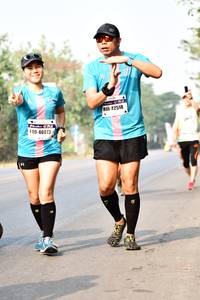 BIB: 42518, 40073
                            <button type="button" onclick="openModal(10205628)" class="btn btn-primary btn-sm float-right btn-popup" data-toggle="modal" data-target=".modal-high-quality">
                        <i class="fas fa-shopping-cart"></i> Add to Cart
                    </button>
                                            <button type="button" onclick="isThisMe(10205628, true)" class="btn btn-success btn-sm float-right btn-popup btn-isme hidden" data-toggle="tooltip" data-placement="bottom" title="นี่คือรูปของคุณใช่ไหม คลิกที่นี่เพื่อเอาเข้าอัลบั้ม">
                        <i class="fas fa-plus"></i> Add to album
                    </button>
                    <button type="button" onclick="isThisMe(10205628, false)" class="btn btn-warning btn-sm float-right btn-popup btn-isnotme hidden">
                        <i class="fas fa-ban"></i> Remove from album
                    </button>