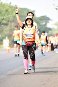 BIB: 41528
                            <button type="button" onclick="openModal(10202536)" class="btn btn-primary btn-sm float-right btn-popup" data-toggle="modal" data-target=".modal-high-quality">
                        <i class="fas fa-shopping-cart"></i> Add to Cart
                    </button>
                                            <button type="button" onclick="isThisMe(10202536, true)" class="btn btn-success btn-sm float-right btn-popup btn-isme hidden" data-toggle="tooltip" data-placement="bottom" title="นี่คือรูปของคุณใช่ไหม คลิกที่นี่เพื่อเอาเข้าอัลบั้ม">
                        <i class="fas fa-plus"></i> Add to album
                    </button>
                    <button type="button" onclick="isThisMe(10202536, false)" class="btn btn-warning btn-sm float-right btn-popup btn-isnotme hidden">
                        <i class="fas fa-ban"></i> Remove from album
                    </button>
