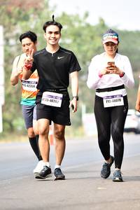 BIB: 42358, 46302, 48070
                            <button type="button" onclick="openModal(10209585)" class="btn btn-primary btn-sm float-right btn-popup" data-toggle="modal" data-target=".modal-high-quality">
                        <i class="fas fa-shopping-cart"></i> Add to Cart
                    </button>
                                            <button type="button" onclick="isThisMe(10209585, true)" class="btn btn-success btn-sm float-right btn-popup btn-isme hidden" data-toggle="tooltip" data-placement="bottom" title="นี่คือรูปของคุณใช่ไหม คลิกที่นี่เพื่อเอาเข้าอัลบั้ม">
                        <i class="fas fa-plus"></i> Add to album
                    </button>
                    <button type="button" onclick="isThisMe(10209585, false)" class="btn btn-warning btn-sm float-right btn-popup btn-isnotme hidden">
                        <i class="fas fa-ban"></i> Remove from album
                    </button>