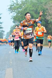 BIB: 28028
                            <button type="button" onclick="openModal(10195294)" class="btn btn-primary btn-sm float-right btn-popup" data-toggle="modal" data-target=".modal-high-quality">
                        <i class="fas fa-shopping-cart"></i> Add to Cart
                    </button>
                                            <button type="button" onclick="isThisMe(10195294, true)" class="btn btn-success btn-sm float-right btn-popup btn-isme hidden" data-toggle="tooltip" data-placement="bottom" title="นี่คือรูปของคุณใช่ไหม คลิกที่นี่เพื่อเอาเข้าอัลบั้ม">
                        <i class="fas fa-plus"></i> Add to album
                    </button>
                    <button type="button" onclick="isThisMe(10195294, false)" class="btn btn-warning btn-sm float-right btn-popup btn-isnotme hidden">
                        <i class="fas fa-ban"></i> Remove from album
                    </button>