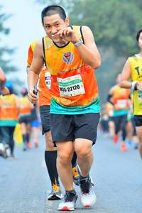 BIB: 22120
                            <button type="button" onclick="openModal(10169812)" class="btn btn-primary btn-sm float-right btn-popup" data-toggle="modal" data-target=".modal-high-quality">
                        <i class="fas fa-shopping-cart"></i> Add to Cart
                    </button>
                                            <button type="button" onclick="isThisMe(10169812, true)" class="btn btn-success btn-sm float-right btn-popup btn-isme hidden" data-toggle="tooltip" data-placement="bottom" title="นี่คือรูปของคุณใช่ไหม คลิกที่นี่เพื่อเอาเข้าอัลบั้ม">
                        <i class="fas fa-plus"></i> Add to album
                    </button>
                    <button type="button" onclick="isThisMe(10169812, false)" class="btn btn-warning btn-sm float-right btn-popup btn-isnotme hidden">
                        <i class="fas fa-ban"></i> Remove from album
                    </button>