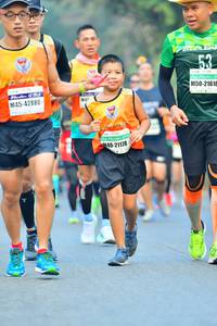 BIB: 21618, 42880, 21178
                            <button type="button" onclick="openModal(10200984)" class="btn btn-primary btn-sm float-right btn-popup" data-toggle="modal" data-target=".modal-high-quality">
                        <i class="fas fa-shopping-cart"></i> Add to Cart
                    </button>
                                            <button type="button" onclick="isThisMe(10200984, true)" class="btn btn-success btn-sm float-right btn-popup btn-isme hidden" data-toggle="tooltip" data-placement="bottom" title="นี่คือรูปของคุณใช่ไหม คลิกที่นี่เพื่อเอาเข้าอัลบั้ม">
                        <i class="fas fa-plus"></i> Add to album
                    </button>
                    <button type="button" onclick="isThisMe(10200984, false)" class="btn btn-warning btn-sm float-right btn-popup btn-isnotme hidden">
                        <i class="fas fa-ban"></i> Remove from album
                    </button>
