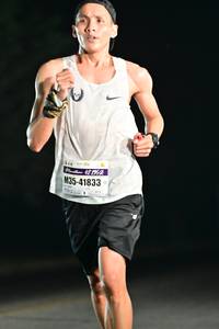 BIB: 41833
                            <button type="button" onclick="openModal(8039539)" class="btn btn-primary btn-sm float-right btn-popup" data-toggle="modal" data-target=".modal-high-quality">
                        <i class="fas fa-shopping-cart"></i> Add to Cart
                    </button>
                                            <button type="button" onclick="isThisMe(8039539, true)" class="btn btn-success btn-sm float-right btn-popup btn-isme hidden" data-toggle="tooltip" data-placement="bottom" title="นี่คือรูปของคุณใช่ไหม คลิกที่นี่เพื่อเอาเข้าอัลบั้ม">
                        <i class="fas fa-plus"></i> Add to album
                    </button>
                    <button type="button" onclick="isThisMe(8039539, false)" class="btn btn-warning btn-sm float-right btn-popup btn-isnotme hidden">
                        <i class="fas fa-ban"></i> Remove from album
                    </button>