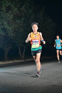 BIB: 40549
                            <button type="button" onclick="openModal(7339881)" class="btn btn-primary btn-sm float-right btn-popup" data-toggle="modal" data-target=".modal-high-quality">
                        <i class="fas fa-shopping-cart"></i> Add to Cart
                    </button>
                                            <button type="button" onclick="isThisMe(7339881, true)" class="btn btn-success btn-sm float-right btn-popup btn-isme hidden" data-toggle="tooltip" data-placement="bottom" title="นี่คือรูปของคุณใช่ไหม คลิกที่นี่เพื่อเอาเข้าอัลบั้ม">
                        <i class="fas fa-plus"></i> Add to album
                    </button>
                    <button type="button" onclick="isThisMe(7339881, false)" class="btn btn-warning btn-sm float-right btn-popup btn-isnotme hidden">
                        <i class="fas fa-ban"></i> Remove from album
                    </button>