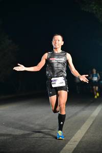 BIB: 4004
                            <button type="button" onclick="openModal(8044966)" class="btn btn-primary btn-sm float-right btn-popup" data-toggle="modal" data-target=".modal-high-quality">
                        <i class="fas fa-shopping-cart"></i> Add to Cart
                    </button>
                                            <button type="button" onclick="isThisMe(8044966, true)" class="btn btn-success btn-sm float-right btn-popup btn-isme hidden" data-toggle="tooltip" data-placement="bottom" title="นี่คือรูปของคุณใช่ไหม คลิกที่นี่เพื่อเอาเข้าอัลบั้ม">
                        <i class="fas fa-plus"></i> Add to album
                    </button>
                    <button type="button" onclick="isThisMe(8044966, false)" class="btn btn-warning btn-sm float-right btn-popup btn-isnotme hidden">
                        <i class="fas fa-ban"></i> Remove from album
                    </button>