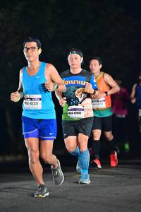 BIB: 42377, 41942
                            <button type="button" onclick="openModal(7671997)" class="btn btn-primary btn-sm float-right btn-popup" data-toggle="modal" data-target=".modal-high-quality">
                        <i class="fas fa-shopping-cart"></i> Add to Cart
                    </button>
                                            <button type="button" onclick="isThisMe(7671997, true)" class="btn btn-success btn-sm float-right btn-popup btn-isme hidden" data-toggle="tooltip" data-placement="bottom" title="นี่คือรูปของคุณใช่ไหม คลิกที่นี่เพื่อเอาเข้าอัลบั้ม">
                        <i class="fas fa-plus"></i> Add to album
                    </button>
                    <button type="button" onclick="isThisMe(7671997, false)" class="btn btn-warning btn-sm float-right btn-popup btn-isnotme hidden">
                        <i class="fas fa-ban"></i> Remove from album
                    </button>