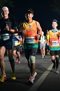 BIB: 46071, 42514, 40629
                            <button type="button" onclick="openModal(7694908)" class="btn btn-primary btn-sm float-right btn-popup" data-toggle="modal" data-target=".modal-high-quality">
                        <i class="fas fa-shopping-cart"></i> Add to Cart
                    </button>
                                            <button type="button" onclick="isThisMe(7694908, true)" class="btn btn-success btn-sm float-right btn-popup btn-isme hidden" data-toggle="tooltip" data-placement="bottom" title="นี่คือรูปของคุณใช่ไหม คลิกที่นี่เพื่อเอาเข้าอัลบั้ม">
                        <i class="fas fa-plus"></i> Add to album
                    </button>
                    <button type="button" onclick="isThisMe(7694908, false)" class="btn btn-warning btn-sm float-right btn-popup btn-isnotme hidden">
                        <i class="fas fa-ban"></i> Remove from album
                    </button>