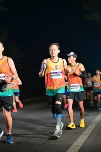 BIB: 41900, 906, 30415
                            <button type="button" onclick="openModal(7541335)" class="btn btn-primary btn-sm float-right btn-popup" data-toggle="modal" data-target=".modal-high-quality">
                        <i class="fas fa-shopping-cart"></i> Add to Cart
                    </button>
                                            <button type="button" onclick="isThisMe(7541335, true)" class="btn btn-success btn-sm float-right btn-popup btn-isme hidden" data-toggle="tooltip" data-placement="bottom" title="นี่คือรูปของคุณใช่ไหม คลิกที่นี่เพื่อเอาเข้าอัลบั้ม">
                        <i class="fas fa-plus"></i> Add to album
                    </button>
                    <button type="button" onclick="isThisMe(7541335, false)" class="btn btn-warning btn-sm float-right btn-popup btn-isnotme hidden">
                        <i class="fas fa-ban"></i> Remove from album
                    </button>