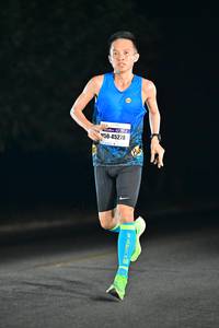 BIB: 45278
                            <button type="button" onclick="openModal(7300575)" class="btn btn-primary btn-sm float-right btn-popup" data-toggle="modal" data-target=".modal-high-quality">
                        <i class="fas fa-shopping-cart"></i> Add to Cart
                    </button>
                                            <button type="button" onclick="isThisMe(7300575, true)" class="btn btn-success btn-sm float-right btn-popup btn-isme hidden" data-toggle="tooltip" data-placement="bottom" title="นี่คือรูปของคุณใช่ไหม คลิกที่นี่เพื่อเอาเข้าอัลบั้ม">
                        <i class="fas fa-plus"></i> Add to album
                    </button>
                    <button type="button" onclick="isThisMe(7300575, false)" class="btn btn-warning btn-sm float-right btn-popup btn-isnotme hidden">
                        <i class="fas fa-ban"></i> Remove from album
                    </button>