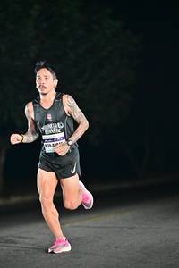 BIB: 480
                            <button type="button" onclick="openModal(8042917)" class="btn btn-primary btn-sm float-right btn-popup" data-toggle="modal" data-target=".modal-high-quality">
                        <i class="fas fa-shopping-cart"></i> Add to Cart
                    </button>
                                            <button type="button" onclick="isThisMe(8042917, true)" class="btn btn-success btn-sm float-right btn-popup btn-isme hidden" data-toggle="tooltip" data-placement="bottom" title="นี่คือรูปของคุณใช่ไหม คลิกที่นี่เพื่อเอาเข้าอัลบั้ม">
                        <i class="fas fa-plus"></i> Add to album
                    </button>
                    <button type="button" onclick="isThisMe(8042917, false)" class="btn btn-warning btn-sm float-right btn-popup btn-isnotme hidden">
                        <i class="fas fa-ban"></i> Remove from album
                    </button>