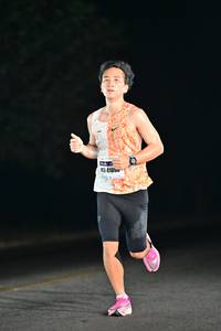 BIB: 410
                            <button type="button" onclick="openModal(8041727)" class="btn btn-primary btn-sm float-right btn-popup" data-toggle="modal" data-target=".modal-high-quality">
                        <i class="fas fa-shopping-cart"></i> Add to Cart
                    </button>
                                            <button type="button" onclick="isThisMe(8041727, true)" class="btn btn-success btn-sm float-right btn-popup btn-isme hidden" data-toggle="tooltip" data-placement="bottom" title="นี่คือรูปของคุณใช่ไหม คลิกที่นี่เพื่อเอาเข้าอัลบั้ม">
                        <i class="fas fa-plus"></i> Add to album
                    </button>
                    <button type="button" onclick="isThisMe(8041727, false)" class="btn btn-warning btn-sm float-right btn-popup btn-isnotme hidden">
                        <i class="fas fa-ban"></i> Remove from album
                    </button>