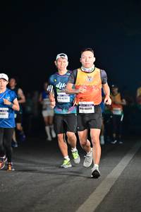 BIB: 4201, 46049, 5007
                            <button type="button" onclick="openModal(7646800)" class="btn btn-primary btn-sm float-right btn-popup" data-toggle="modal" data-target=".modal-high-quality">
                        <i class="fas fa-shopping-cart"></i> Add to Cart
                    </button>
                                            <button type="button" onclick="isThisMe(7646800, true)" class="btn btn-success btn-sm float-right btn-popup btn-isme hidden" data-toggle="tooltip" data-placement="bottom" title="นี่คือรูปของคุณใช่ไหม คลิกที่นี่เพื่อเอาเข้าอัลบั้ม">
                        <i class="fas fa-plus"></i> Add to album
                    </button>
                    <button type="button" onclick="isThisMe(7646800, false)" class="btn btn-warning btn-sm float-right btn-popup btn-isnotme hidden">
                        <i class="fas fa-ban"></i> Remove from album
                    </button>
