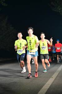 BIB: 4549
                            <button type="button" onclick="openModal(7341316)" class="btn btn-primary btn-sm float-right btn-popup" data-toggle="modal" data-target=".modal-high-quality">
                        <i class="fas fa-shopping-cart"></i> Add to Cart
                    </button>
                                            <button type="button" onclick="isThisMe(7341316, true)" class="btn btn-success btn-sm float-right btn-popup btn-isme hidden" data-toggle="tooltip" data-placement="bottom" title="นี่คือรูปของคุณใช่ไหม คลิกที่นี่เพื่อเอาเข้าอัลบั้ม">
                        <i class="fas fa-plus"></i> Add to album
                    </button>
                    <button type="button" onclick="isThisMe(7341316, false)" class="btn btn-warning btn-sm float-right btn-popup btn-isnotme hidden">
                        <i class="fas fa-ban"></i> Remove from album
                    </button>