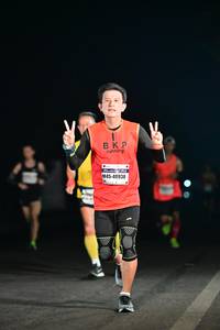 BIB: 40938
                            <button type="button" onclick="openModal(7346936)" class="btn btn-primary btn-sm float-right btn-popup" data-toggle="modal" data-target=".modal-high-quality">
                        <i class="fas fa-shopping-cart"></i> Add to Cart
                    </button>
                                            <button type="button" onclick="isThisMe(7346936, true)" class="btn btn-success btn-sm float-right btn-popup btn-isme hidden" data-toggle="tooltip" data-placement="bottom" title="นี่คือรูปของคุณใช่ไหม คลิกที่นี่เพื่อเอาเข้าอัลบั้ม">
                        <i class="fas fa-plus"></i> Add to album
                    </button>
                    <button type="button" onclick="isThisMe(7346936, false)" class="btn btn-warning btn-sm float-right btn-popup btn-isnotme hidden">
                        <i class="fas fa-ban"></i> Remove from album
                    </button>