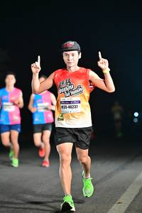 BIB: 46237
                            <button type="button" onclick="openModal(8045522)" class="btn btn-primary btn-sm float-right btn-popup" data-toggle="modal" data-target=".modal-high-quality">
                        <i class="fas fa-shopping-cart"></i> Add to Cart
                    </button>
                                            <button type="button" onclick="isThisMe(8045522, true)" class="btn btn-success btn-sm float-right btn-popup btn-isme hidden" data-toggle="tooltip" data-placement="bottom" title="นี่คือรูปของคุณใช่ไหม คลิกที่นี่เพื่อเอาเข้าอัลบั้ม">
                        <i class="fas fa-plus"></i> Add to album
                    </button>
                    <button type="button" onclick="isThisMe(8045522, false)" class="btn btn-warning btn-sm float-right btn-popup btn-isnotme hidden">
                        <i class="fas fa-ban"></i> Remove from album
                    </button>