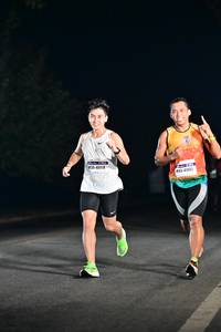 BIB: 40918, 41882
                            <button type="button" onclick="openModal(7348366)" class="btn btn-primary btn-sm float-right btn-popup" data-toggle="modal" data-target=".modal-high-quality">
                        <i class="fas fa-shopping-cart"></i> Add to Cart
                    </button>
                                            <button type="button" onclick="isThisMe(7348366, true)" class="btn btn-success btn-sm float-right btn-popup btn-isme hidden" data-toggle="tooltip" data-placement="bottom" title="นี่คือรูปของคุณใช่ไหม คลิกที่นี่เพื่อเอาเข้าอัลบั้ม">
                        <i class="fas fa-plus"></i> Add to album
                    </button>
                    <button type="button" onclick="isThisMe(7348366, false)" class="btn btn-warning btn-sm float-right btn-popup btn-isnotme hidden">
                        <i class="fas fa-ban"></i> Remove from album
                    </button>