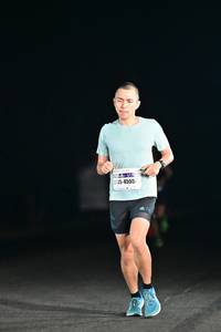 BIB: 4555
                            <button type="button" onclick="openModal(7299392)" class="btn btn-primary btn-sm float-right btn-popup" data-toggle="modal" data-target=".modal-high-quality">
                        <i class="fas fa-shopping-cart"></i> Add to Cart
                    </button>
                                            <button type="button" onclick="isThisMe(7299392, true)" class="btn btn-success btn-sm float-right btn-popup btn-isme hidden" data-toggle="tooltip" data-placement="bottom" title="นี่คือรูปของคุณใช่ไหม คลิกที่นี่เพื่อเอาเข้าอัลบั้ม">
                        <i class="fas fa-plus"></i> Add to album
                    </button>
                    <button type="button" onclick="isThisMe(7299392, false)" class="btn btn-warning btn-sm float-right btn-popup btn-isnotme hidden">
                        <i class="fas fa-ban"></i> Remove from album
                    </button>