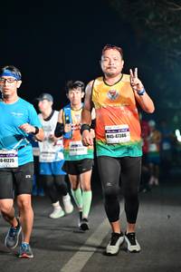BIB: 47386, 41225
                            <button type="button" onclick="openModal(7852159)" class="btn btn-primary btn-sm float-right btn-popup" data-toggle="modal" data-target=".modal-high-quality">
                        <i class="fas fa-shopping-cart"></i> Add to Cart
                    </button>
                                            <button type="button" onclick="isThisMe(7852159, true)" class="btn btn-success btn-sm float-right btn-popup btn-isme hidden" data-toggle="tooltip" data-placement="bottom" title="นี่คือรูปของคุณใช่ไหม คลิกที่นี่เพื่อเอาเข้าอัลบั้ม">
                        <i class="fas fa-plus"></i> Add to album
                    </button>
                    <button type="button" onclick="isThisMe(7852159, false)" class="btn btn-warning btn-sm float-right btn-popup btn-isnotme hidden">
                        <i class="fas fa-ban"></i> Remove from album
                    </button>