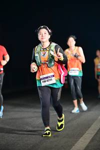 BIB: 42111
                            <button type="button" onclick="openModal(7953959)" class="btn btn-primary btn-sm float-right btn-popup" data-toggle="modal" data-target=".modal-high-quality">
                        <i class="fas fa-shopping-cart"></i> Add to Cart
                    </button>
                                            <button type="button" onclick="isThisMe(7953959, true)" class="btn btn-success btn-sm float-right btn-popup btn-isme hidden" data-toggle="tooltip" data-placement="bottom" title="นี่คือรูปของคุณใช่ไหม คลิกที่นี่เพื่อเอาเข้าอัลบั้ม">
                        <i class="fas fa-plus"></i> Add to album
                    </button>
                    <button type="button" onclick="isThisMe(7953959, false)" class="btn btn-warning btn-sm float-right btn-popup btn-isnotme hidden">
                        <i class="fas fa-ban"></i> Remove from album
                    </button>