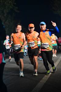 BIB: 40638, 41588, 41589
                            <button type="button" onclick="openModal(7907726)" class="btn btn-primary btn-sm float-right btn-popup" data-toggle="modal" data-target=".modal-high-quality">
                        <i class="fas fa-shopping-cart"></i> Add to Cart
                    </button>
                                            <button type="button" onclick="isThisMe(7907726, true)" class="btn btn-success btn-sm float-right btn-popup btn-isme hidden" data-toggle="tooltip" data-placement="bottom" title="นี่คือรูปของคุณใช่ไหม คลิกที่นี่เพื่อเอาเข้าอัลบั้ม">
                        <i class="fas fa-plus"></i> Add to album
                    </button>
                    <button type="button" onclick="isThisMe(7907726, false)" class="btn btn-warning btn-sm float-right btn-popup btn-isnotme hidden">
                        <i class="fas fa-ban"></i> Remove from album
                    </button>