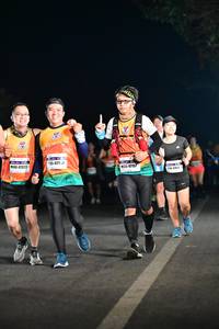 BIB: 429, 41023, 4715
                            <button type="button" onclick="openModal(7940792)" class="btn btn-primary btn-sm float-right btn-popup" data-toggle="modal" data-target=".modal-high-quality">
                        <i class="fas fa-shopping-cart"></i> Add to Cart
                    </button>
                                            <button type="button" onclick="isThisMe(7940792, true)" class="btn btn-success btn-sm float-right btn-popup btn-isme hidden" data-toggle="tooltip" data-placement="bottom" title="นี่คือรูปของคุณใช่ไหม คลิกที่นี่เพื่อเอาเข้าอัลบั้ม">
                        <i class="fas fa-plus"></i> Add to album
                    </button>
                    <button type="button" onclick="isThisMe(7940792, false)" class="btn btn-warning btn-sm float-right btn-popup btn-isnotme hidden">
                        <i class="fas fa-ban"></i> Remove from album
                    </button>