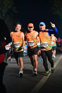 BIB: 40638, 141588, 41589
                            <button type="button" onclick="openModal(7907715)" class="btn btn-primary btn-sm float-right btn-popup" data-toggle="modal" data-target=".modal-high-quality">
                        <i class="fas fa-shopping-cart"></i> Add to Cart
                    </button>
                                            <button type="button" onclick="isThisMe(7907715, true)" class="btn btn-success btn-sm float-right btn-popup btn-isme hidden" data-toggle="tooltip" data-placement="bottom" title="นี่คือรูปของคุณใช่ไหม คลิกที่นี่เพื่อเอาเข้าอัลบั้ม">
                        <i class="fas fa-plus"></i> Add to album
                    </button>
                    <button type="button" onclick="isThisMe(7907715, false)" class="btn btn-warning btn-sm float-right btn-popup btn-isnotme hidden">
                        <i class="fas fa-ban"></i> Remove from album
                    </button>