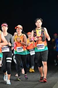 BIB: 428, 41622, 40761
                            <button type="button" onclick="openModal(7945575)" class="btn btn-primary btn-sm float-right btn-popup" data-toggle="modal" data-target=".modal-high-quality">
                        <i class="fas fa-shopping-cart"></i> Add to Cart
                    </button>
                                            <button type="button" onclick="isThisMe(7945575, true)" class="btn btn-success btn-sm float-right btn-popup btn-isme hidden" data-toggle="tooltip" data-placement="bottom" title="นี่คือรูปของคุณใช่ไหม คลิกที่นี่เพื่อเอาเข้าอัลบั้ม">
                        <i class="fas fa-plus"></i> Add to album
                    </button>
                    <button type="button" onclick="isThisMe(7945575, false)" class="btn btn-warning btn-sm float-right btn-popup btn-isnotme hidden">
                        <i class="fas fa-ban"></i> Remove from album
                    </button>