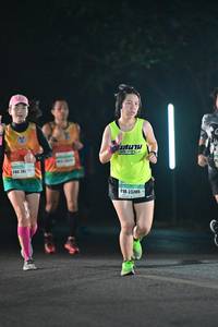 BIB: 140, 25705
                            <button type="button" onclick="openModal(8109986)" class="btn btn-primary btn-sm float-right btn-popup" data-toggle="modal" data-target=".modal-high-quality">
                        <i class="fas fa-shopping-cart"></i> Add to Cart
                    </button>
                                            <button type="button" onclick="isThisMe(8109986, true)" class="btn btn-success btn-sm float-right btn-popup btn-isme hidden" data-toggle="tooltip" data-placement="bottom" title="นี่คือรูปของคุณใช่ไหม คลิกที่นี่เพื่อเอาเข้าอัลบั้ม">
                        <i class="fas fa-plus"></i> Add to album
                    </button>
                    <button type="button" onclick="isThisMe(8109986, false)" class="btn btn-warning btn-sm float-right btn-popup btn-isnotme hidden">
                        <i class="fas fa-ban"></i> Remove from album
                    </button>