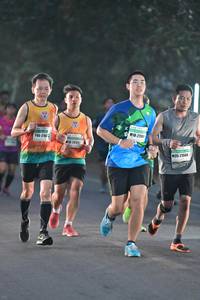 BIB: 216, 251, 21566
                            <button type="button" onclick="openModal(8125511)" class="btn btn-primary btn-sm float-right btn-popup" data-toggle="modal" data-target=".modal-high-quality">
                        <i class="fas fa-shopping-cart"></i> Add to Cart
                    </button>
                                            <button type="button" onclick="isThisMe(8125511, true)" class="btn btn-success btn-sm float-right btn-popup btn-isme hidden" data-toggle="tooltip" data-placement="bottom" title="นี่คือรูปของคุณใช่ไหม คลิกที่นี่เพื่อเอาเข้าอัลบั้ม">
                        <i class="fas fa-plus"></i> Add to album
                    </button>
                    <button type="button" onclick="isThisMe(8125511, false)" class="btn btn-warning btn-sm float-right btn-popup btn-isnotme hidden">
                        <i class="fas fa-ban"></i> Remove from album
                    </button>